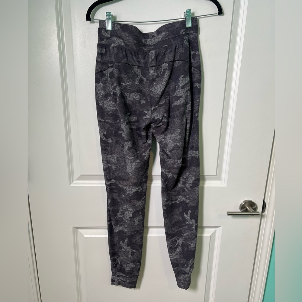 Lululemon Ready To Rulu Pant *Updated Incognito Camo HTR Black / Black Size 4 - Picture 4 of 7